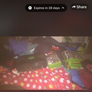 Xbox game counsel Xbox360 controllers and games!